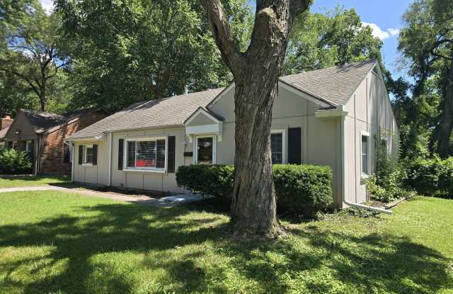 2805 West 75th Place