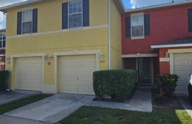 580 CRESTING OAK CIRCLE