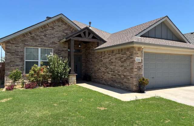 1114 N Gardner Avenue