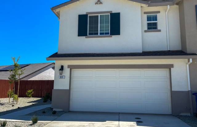 NEW BUILD HOME - Comfortable Living in a New Redding Neighborhood