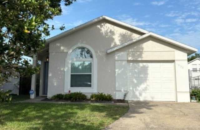 3 Bedroom, 2 Bath Home Near Orlando International Airport in Meadows of Boggy Creek