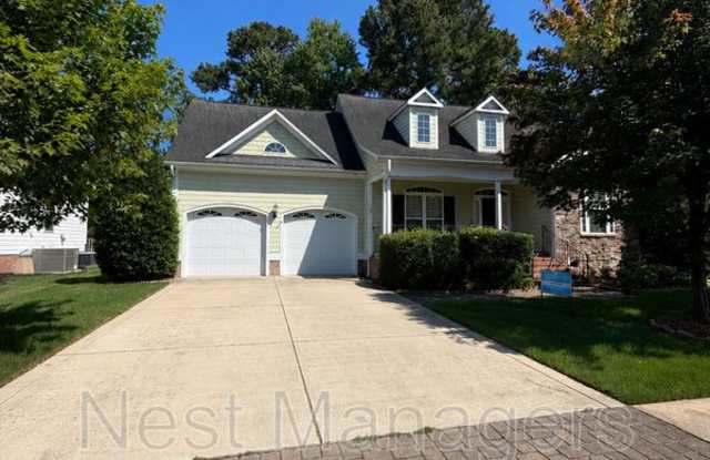 2409 Thorngrove Ct