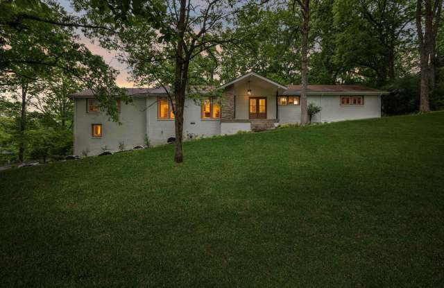 4 Bedroom Renovated House in West Meade, available for immediate move in