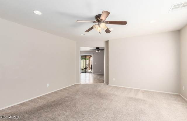 2187 W KRISTINA Avenue