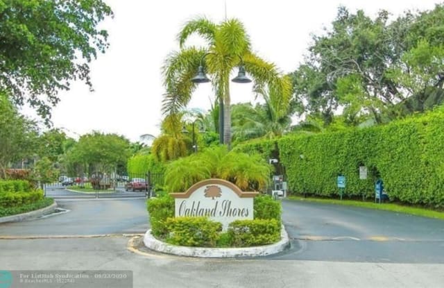 3119 Oakland Shores Dr - 3119 Oakland Shores Drive, Oakland Park, FL 33309