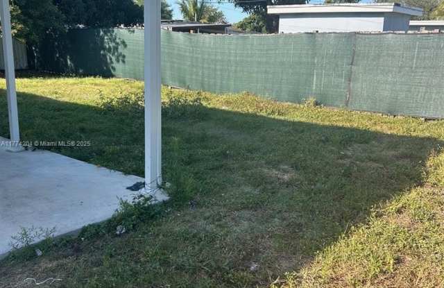 15570 NW 23rd Ave Rd