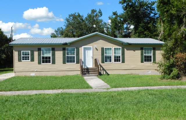 200 Columbia Dr