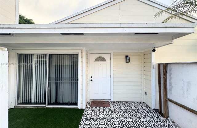 3324 Nw 101st Ave