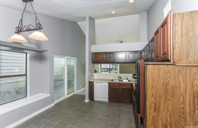 5927 Catalina Sunrise Drive