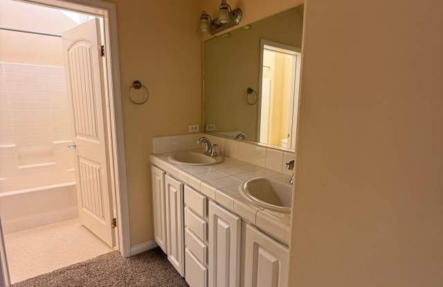 595 Avenue of Flags - 203