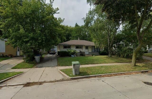 6683 N 58th St - 6683 North 58th Street, Milwaukee, WI 53223