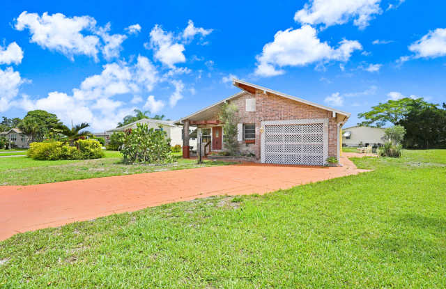 448 Barefoot Boulevard
