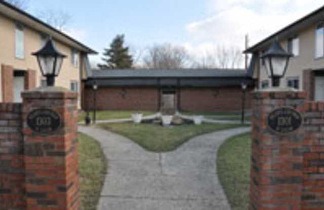 1303 - Unit 3 - 1303 University Drive, Edwardsville, IL 62025