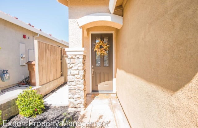 1641-C La Guardia Cir - 1641 La Guardia Circle, Lincoln, CA 95648