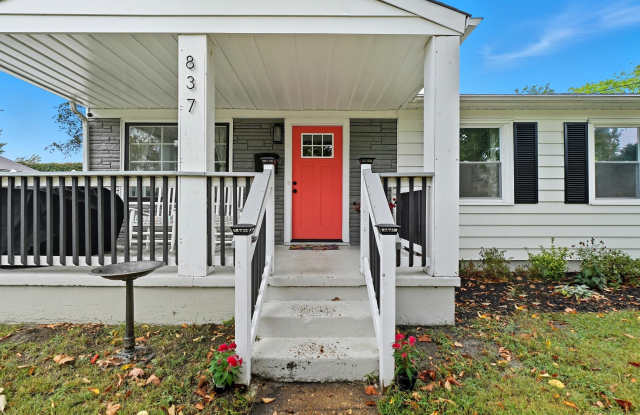 837 Tifton Street