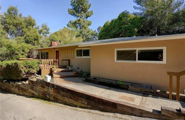 3720 Broadlawn Drive - 3720 Broadlawn Drive, Los Angeles, CA 90068