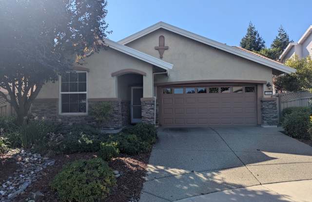 104 Azeo Ct