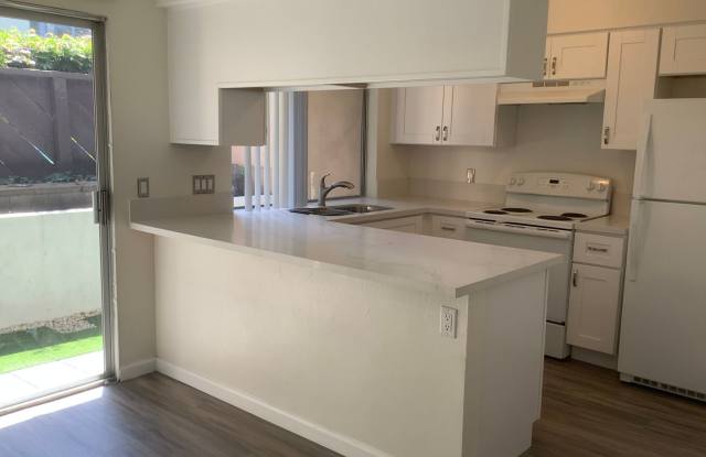 2 Bedroom 2 Bath Single Story Condo in Mission Valley- Park Villas North