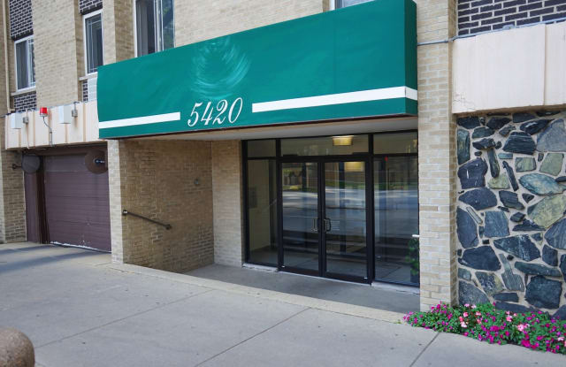 5420 North Sheridan Road - 5420 North Sheridan Road, Chicago, IL 60640