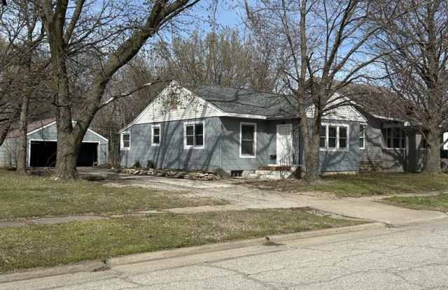 Cute Family Home! 3 Bedroom/1 Bathroom