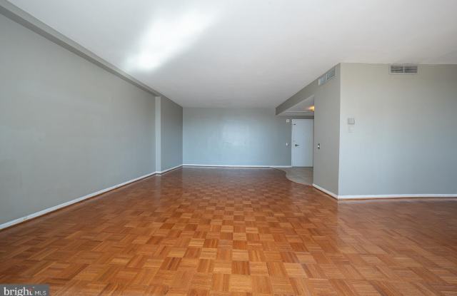 191 PRESIDENTIAL Boulevard unit: R-822