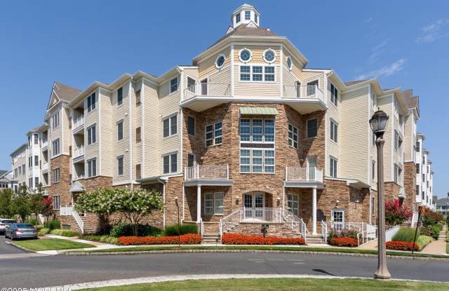 Photo of 33 Cooper Avenue unit: 208