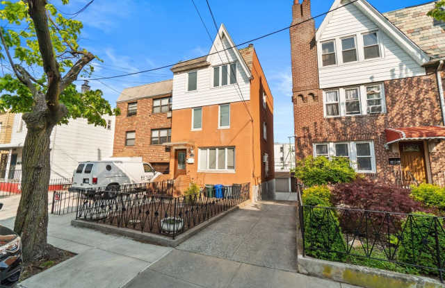 3233 46th Street
