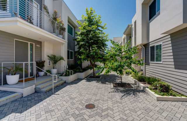 Luxury Penthouse Condo With Ocean Views in Ventura!