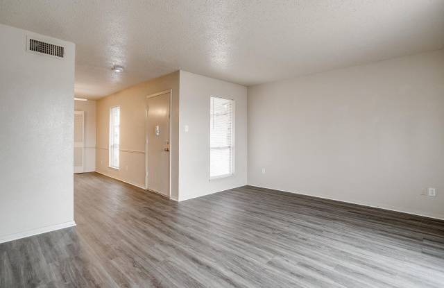 ASK ABOUT OUR HALF OFF FIRST MONTH'S RENT