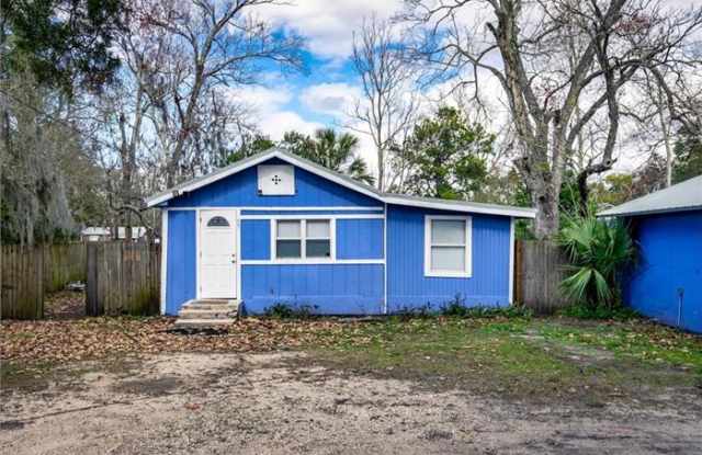 Photo of 531 New Berlin Rd