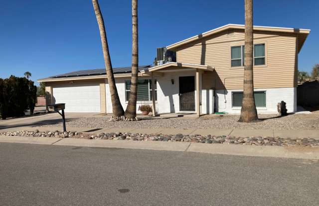 Photo of Northwest POOL Home with SOLAR