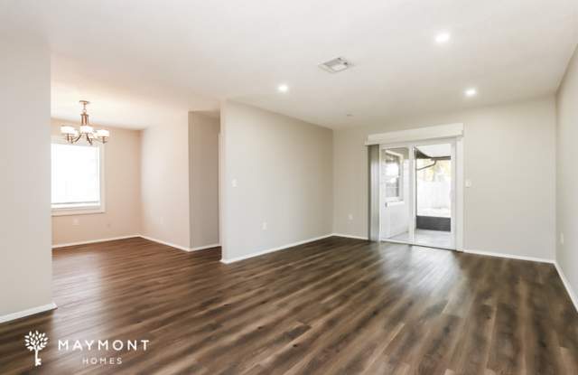 1751 Elbert Acres Court Northeast