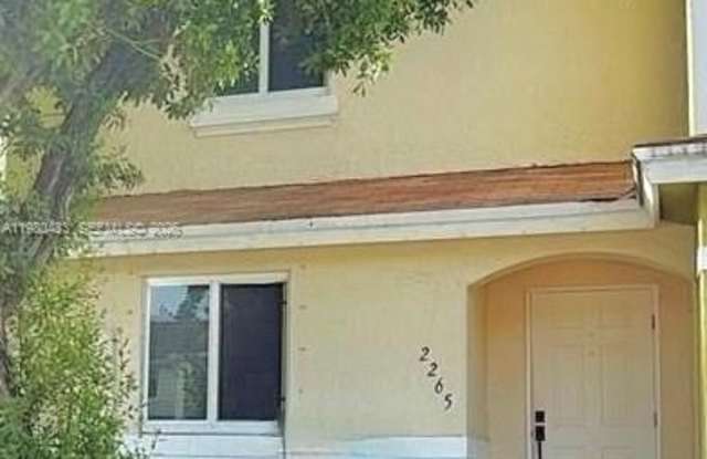2265 NW 136th Ter