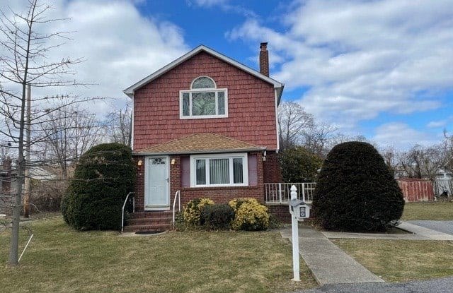 2319 Jackson Avenue - 2319 Jackson Avenue, Seaford, NY 11783