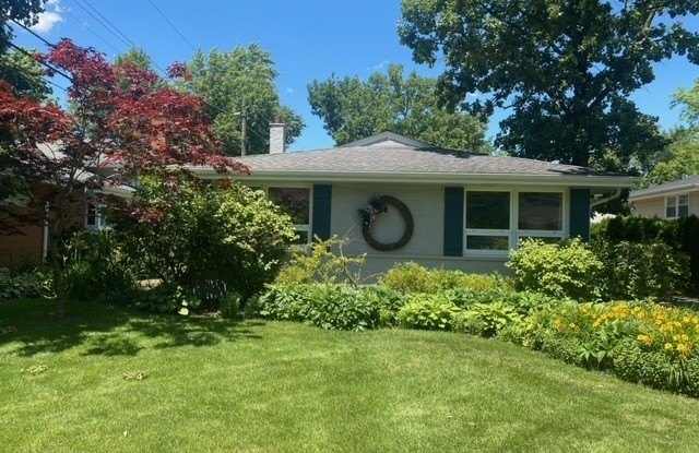 Photo of 1340 Oak Street