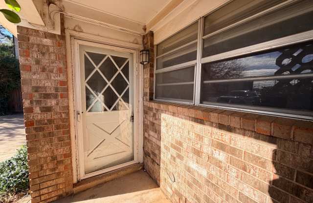 Photo of 3314 81st Street unit: B