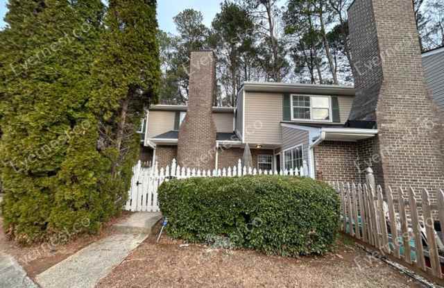 563 Trillum Ct