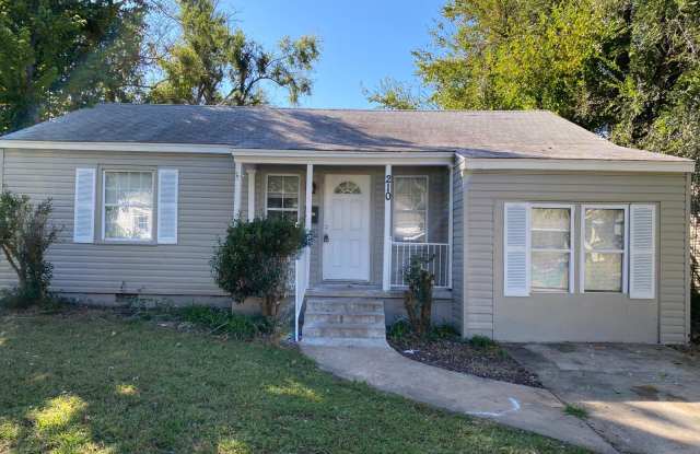 210 W Jacobs Dr