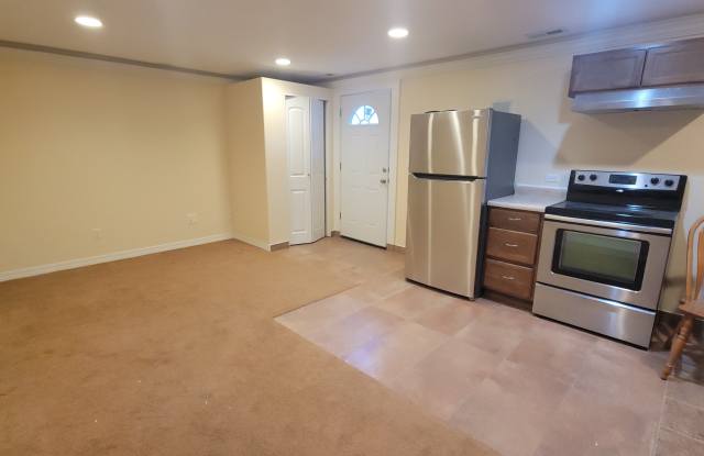 5138 West Mountain Hill Drive