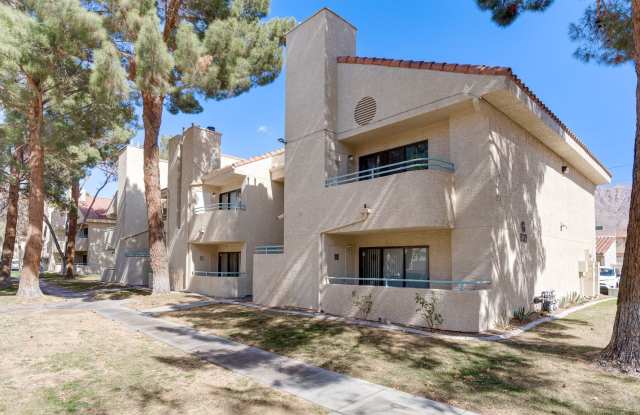 COZY 2 BEDROOM CONDO IN 89110 WITH 2 BALCONYS