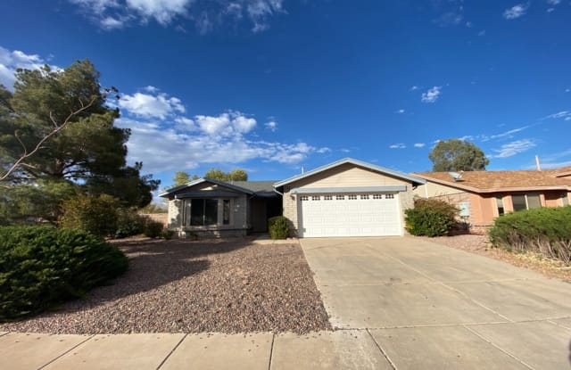 3225 Golden Eagle Dr. - 3225 Golden Eagle Dr, Sierra Vista, AZ 85650