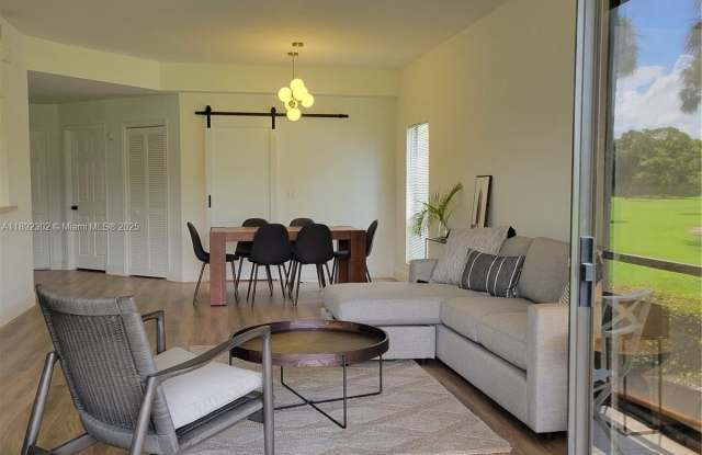 Photo of 7896 Seville Pl