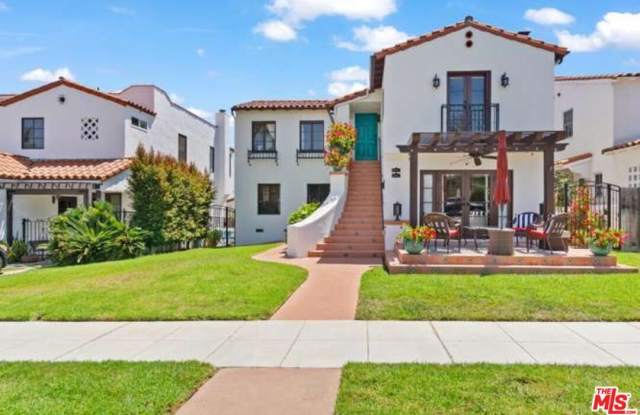 284 1/2 GRANADA Ave