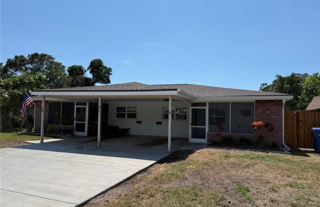 674 HERITAGE Lane