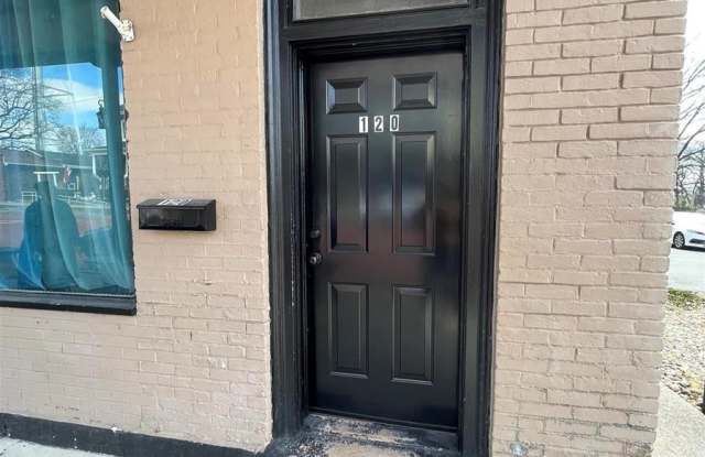 120 West Saint Louis Street