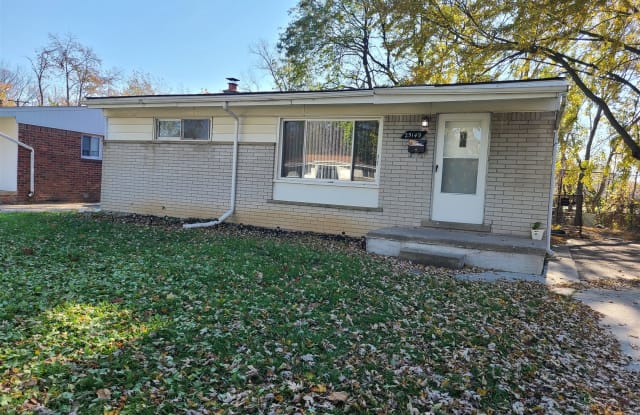 25149 Hanover St - 25149 Hanover Street, Dearborn Heights, MI 48125