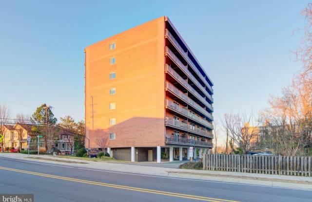 4343 CHERRY HILL Road unit: 303