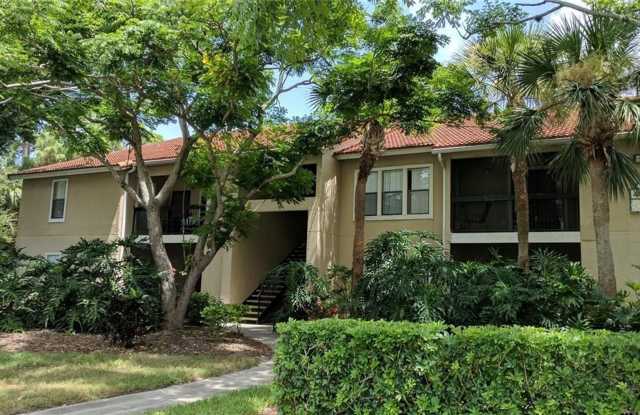 2/2 First Floor Condo in Palmer Ranch