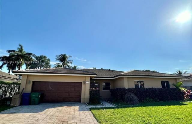 14762 SW 143rd Ter - 14762 Southwest 143rd Terrace, Country Walk, FL 33196