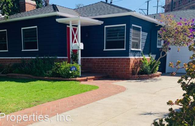 2516 Stoner Avenue